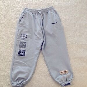 TheGivingMovement jogger. Unisex medium-large.